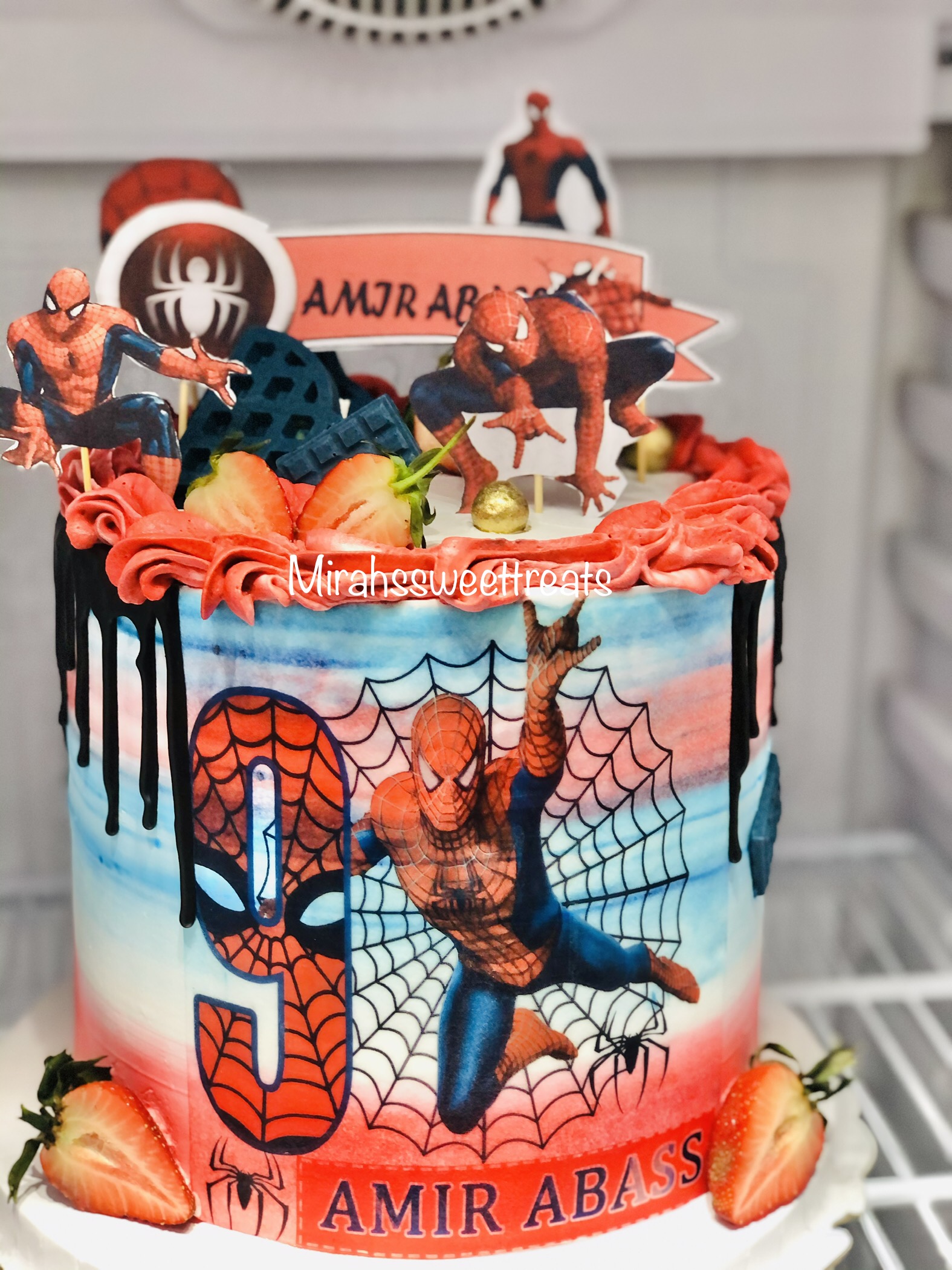 8 inches WC cake (4 preferred flavours with extra design/cartoon character)