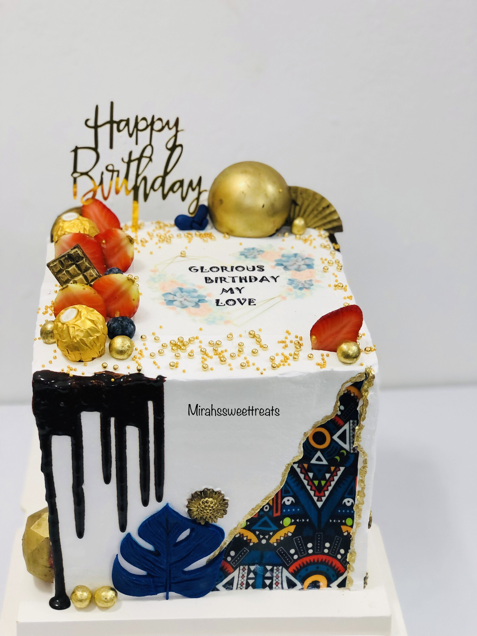 8 inches WCsq cake (3 preferred flavours)