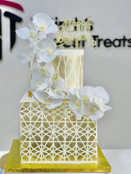 2 Tier Italian Meringue Cake (8&10”)