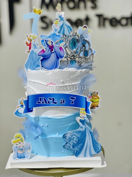 6 inches WC Cake (3 preferred flavours with cartoon characters)
